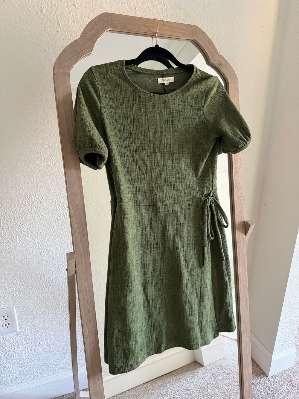 Madewell Olive Green Short Sleeve Tie-Waist Dress